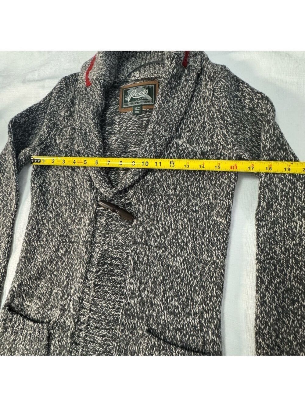 Roots long Cable knit Cardigan XS
Wool - Picture 9 of 15